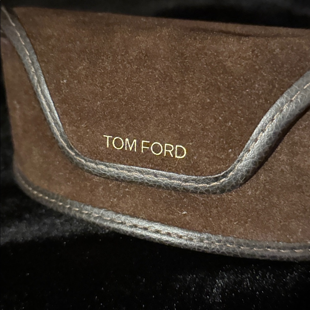 TOM FORD Sunglass Case - Picture 2 of 5